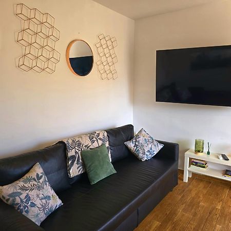 Bellevue Sea View Apartment By Namaste Elite 토레몰리노스 외부 사진