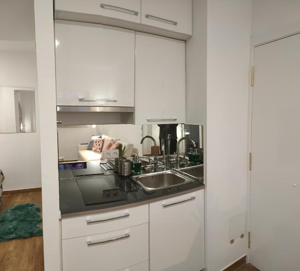 Bellevue Sea View Apartment By Namaste Elite 토레몰리노스 외부 사진